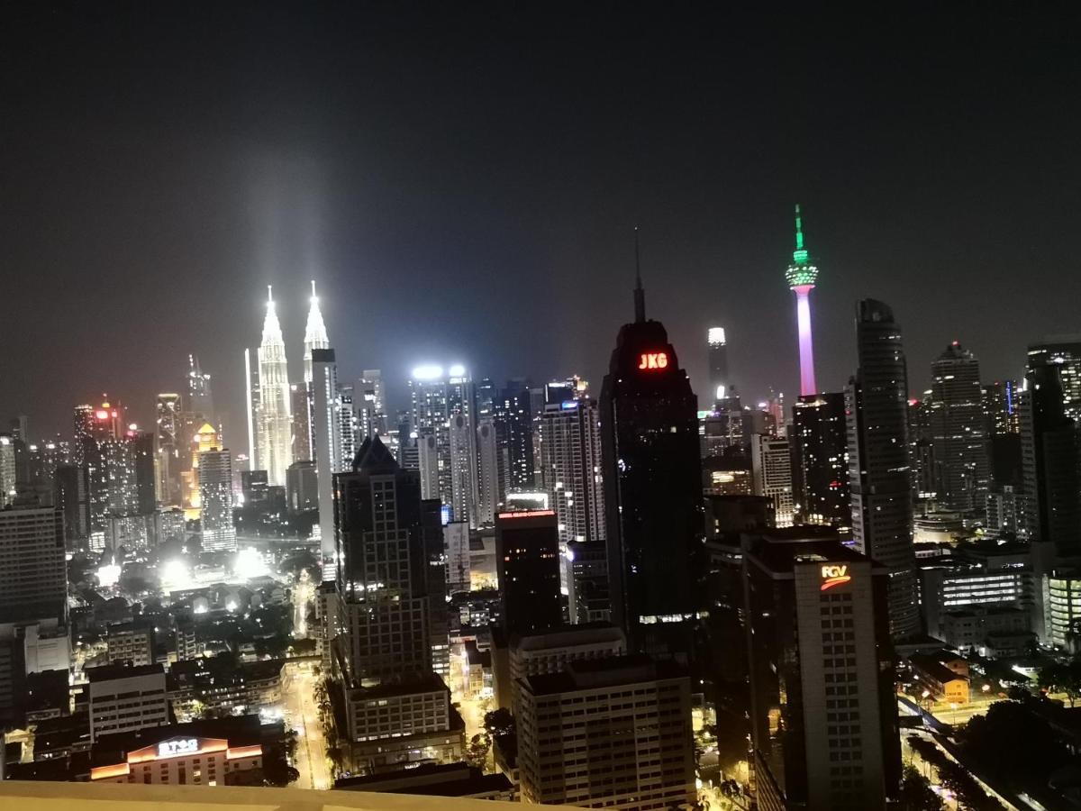 Hostel At Regalia Sky Pool Kuala Lumpur Dış mekan fotoğraf